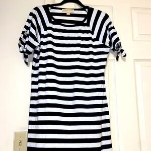Micheal kors tee shirt dress